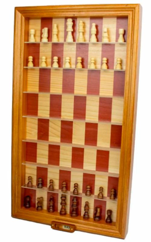 LPG: Vertical Chess Set
