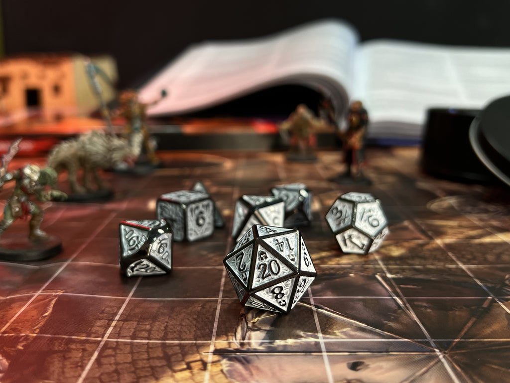 Dudley's Armoury - Ice Dragon Metal Dice Set