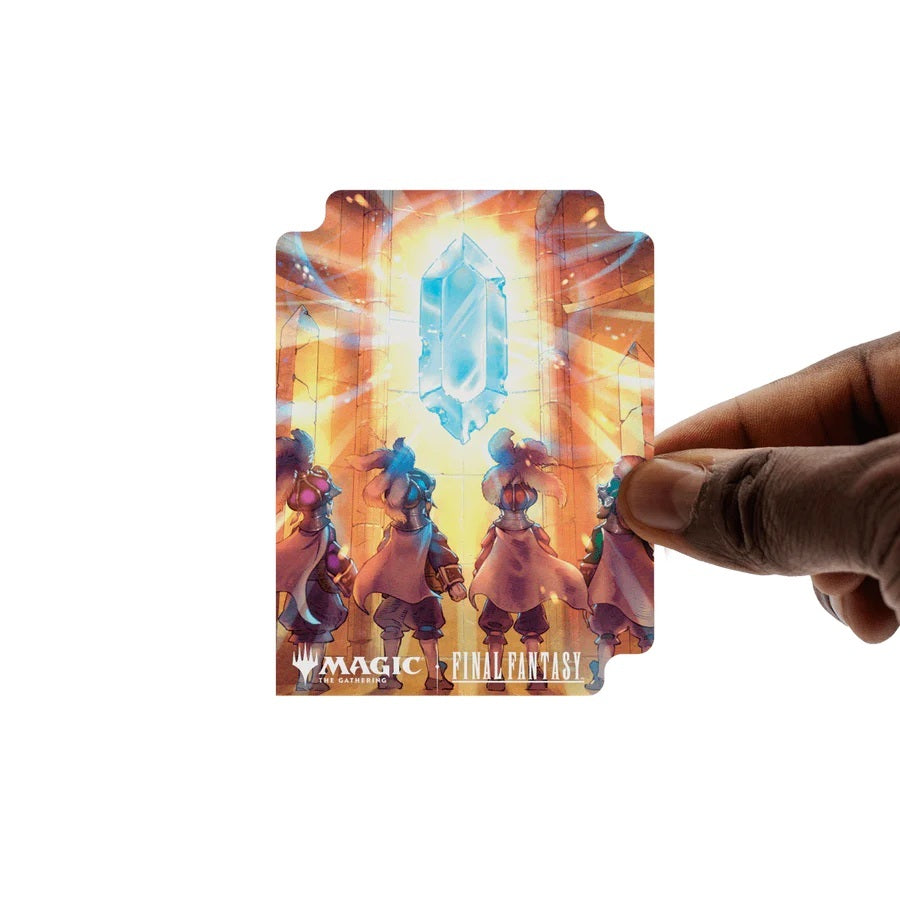 Ultra Pro: MTG x Final Fantasy - 100+ Deck Box (The Crystal’s Chosen)